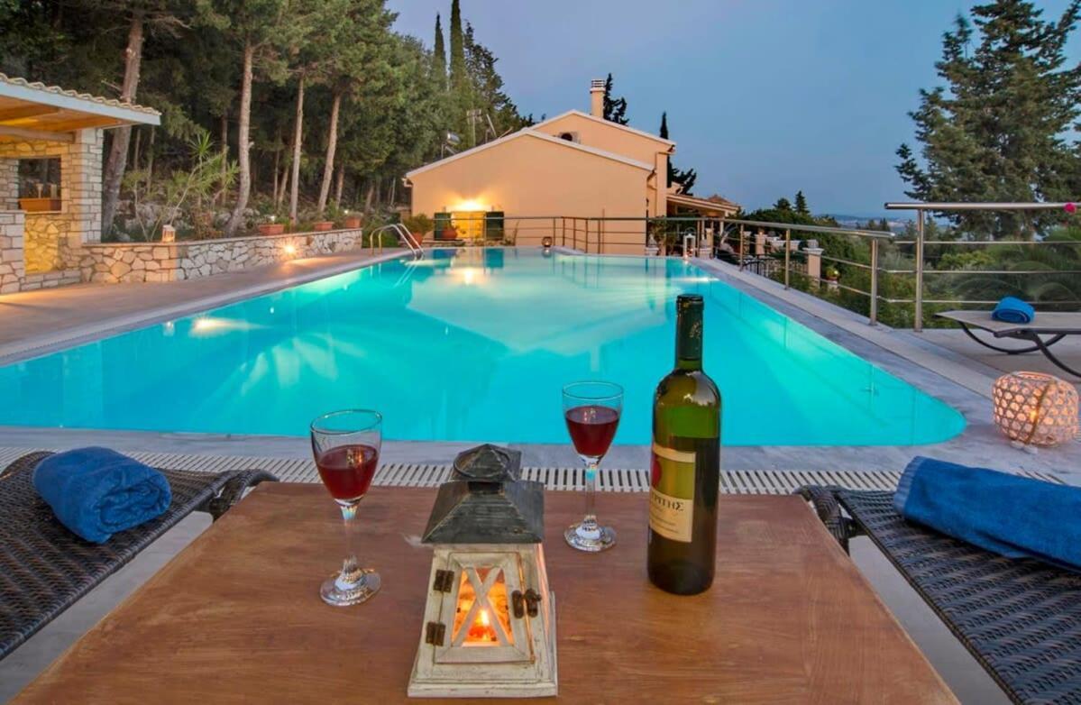 Paxoi Serene Oasis - Mylos Mediterranean Charm Arvanitakeika ภายนอก รูปภาพ